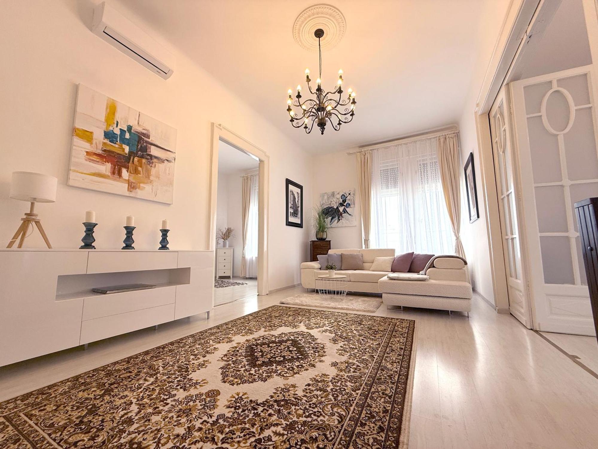 Elegant 125M2 Apartment In Center Of Будапешт Экстерьер фото